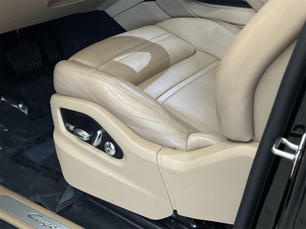 used 2019 Porsche Cayenne car, priced at $32,700