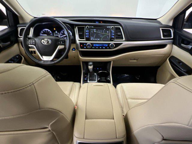 used 2016 Toyota Highlander car, priced at $20,397