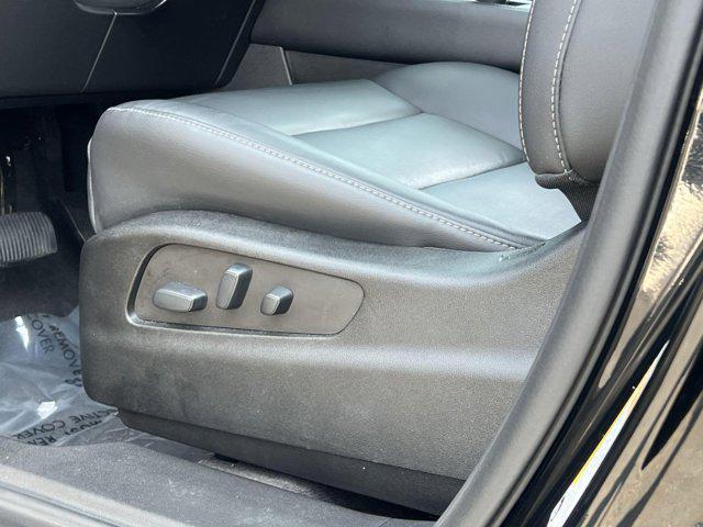 used 2022 Cadillac XT4 car, priced at $28,888