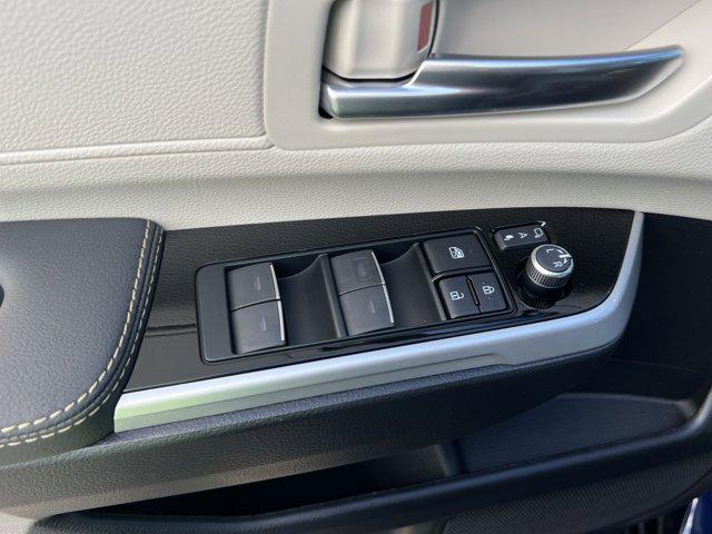 new 2025 Toyota Sienna car, priced at $59,625