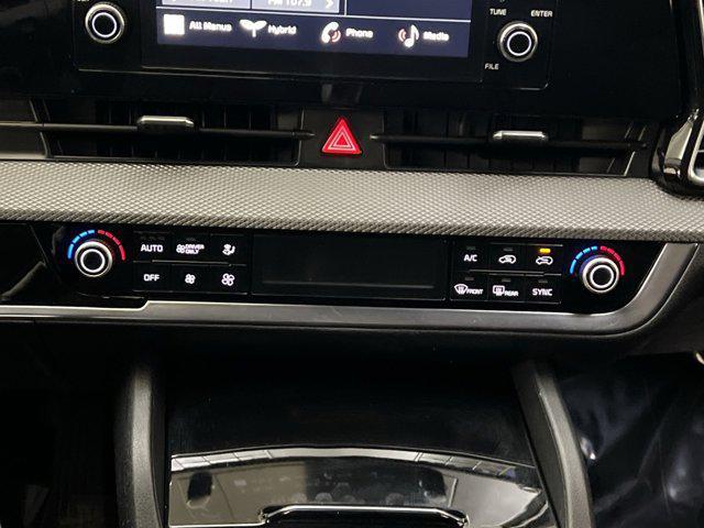 used 2023 Kia Sportage Hybrid car, priced at $23,201