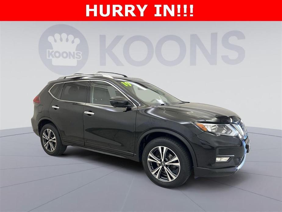 used 2019 Nissan Rogue car, priced at $17,745