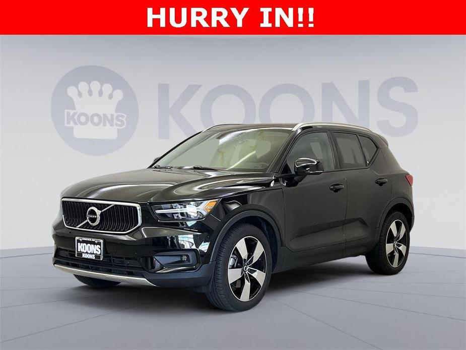 used 2021 Volvo XC40 car, priced at $26,400