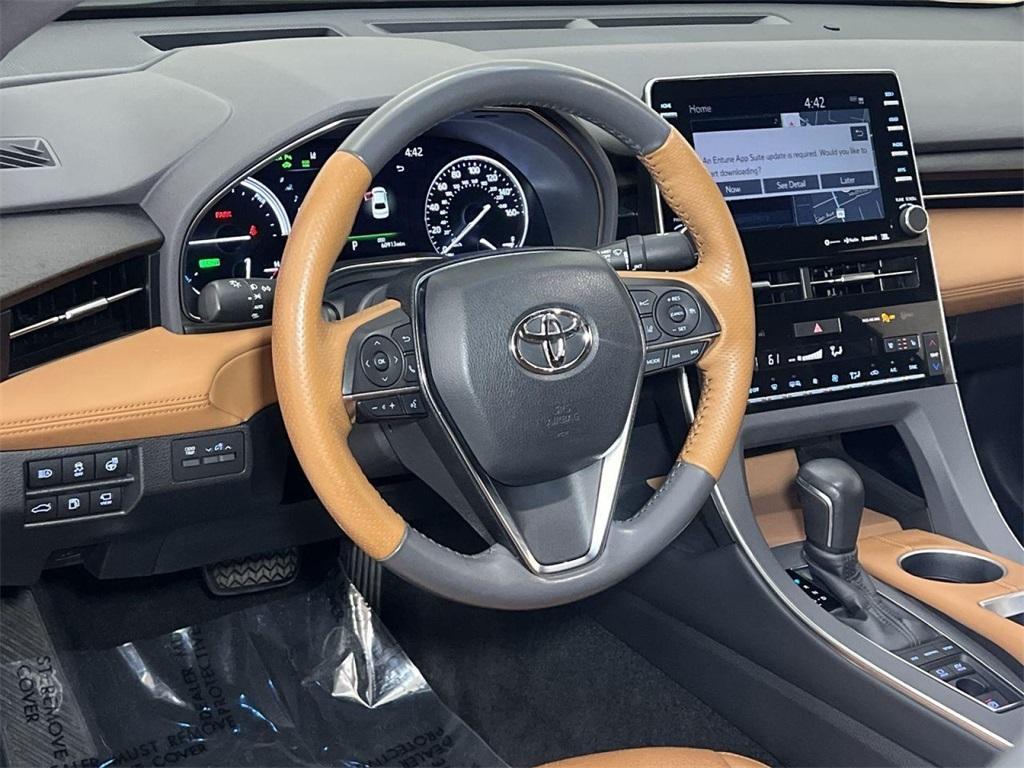 used 2020 Toyota Avalon Hybrid car, priced at $29,500