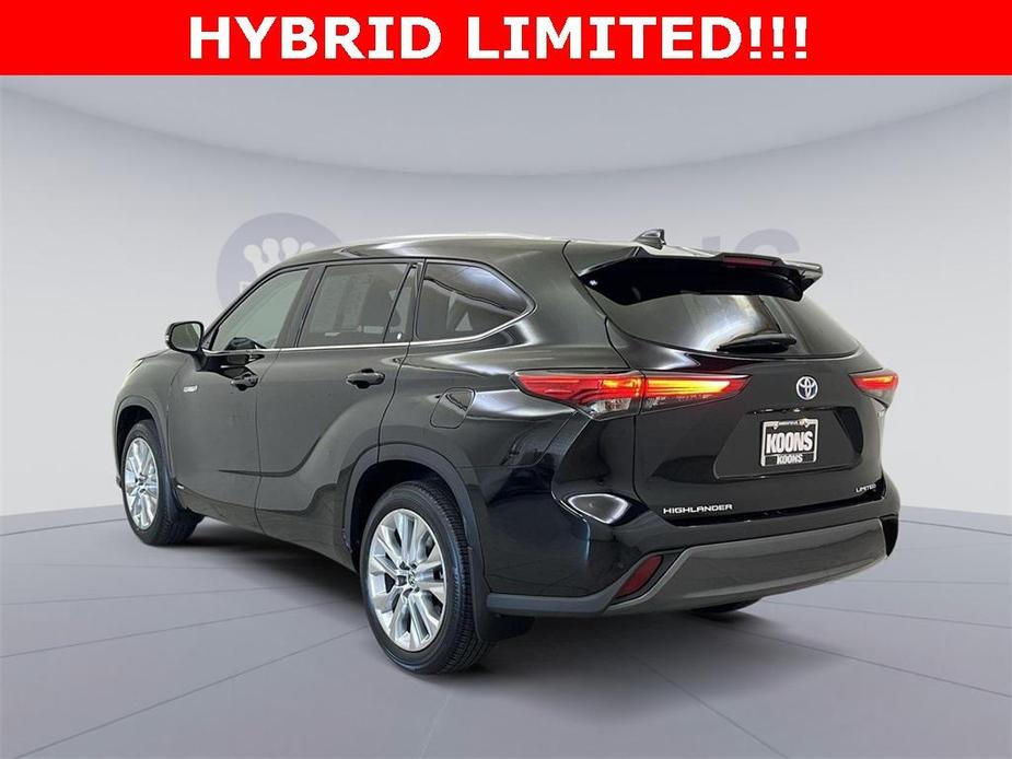 used 2021 Toyota Highlander Hybrid car, priced at $35,500