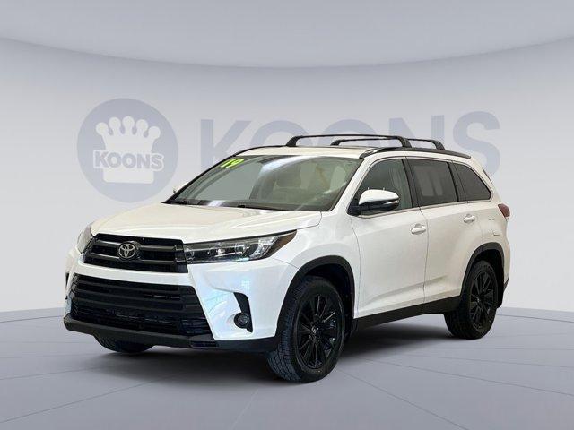 used 2019 Toyota Highlander car, priced at $23,400