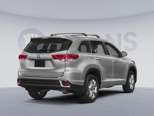 used 2019 Toyota Highlander Hybrid car, priced at $31,369