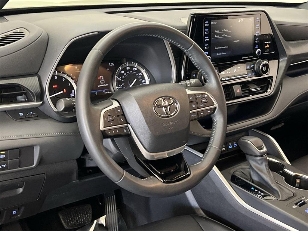 used 2022 Toyota Highlander car, priced at $36,000