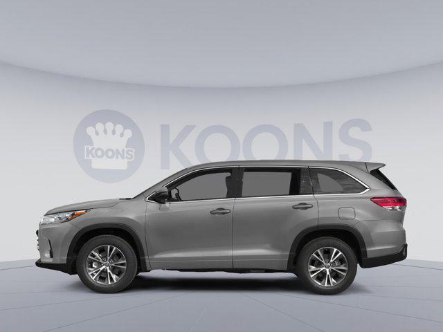 used 2017 Toyota Highlander car, priced at $21,648