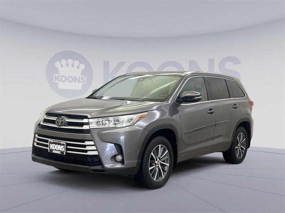 used 2018 Toyota Highlander car, priced at $24,468