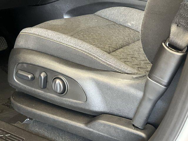 used 2022 Chevrolet Equinox car, priced at $19,365