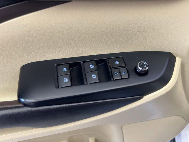 used 2018 Toyota Highlander car, priced at $19,423