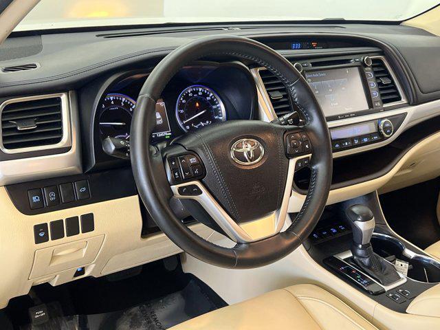 used 2018 Toyota Highlander car, priced at $19,423