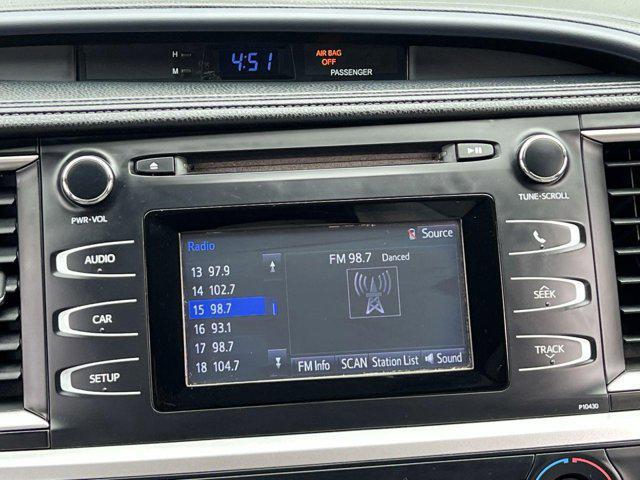 used 2015 Toyota Highlander car, priced at $16,528