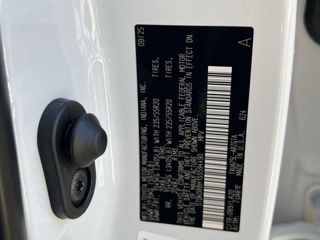 new 2025 Toyota Highlander car, priced at $53,003