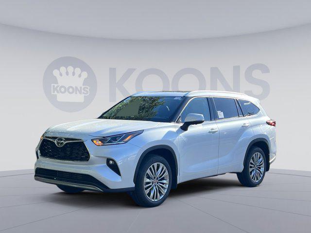 new 2025 Toyota Highlander car, priced at $53,003