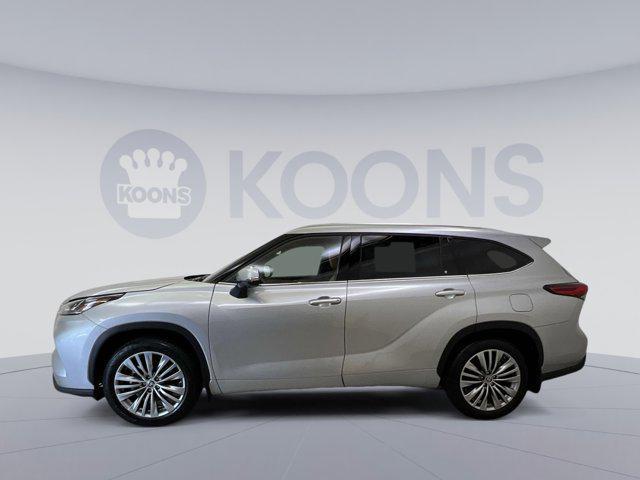 used 2023 Toyota Highlander car, priced at $44,279
