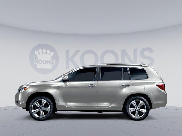 used 2010 Toyota Highlander car, priced at $9,206