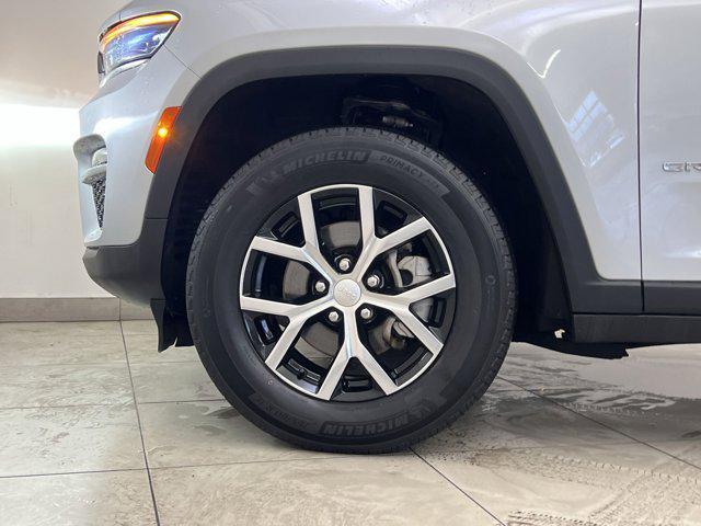 used 2024 Jeep Grand Cherokee car, priced at $28,750