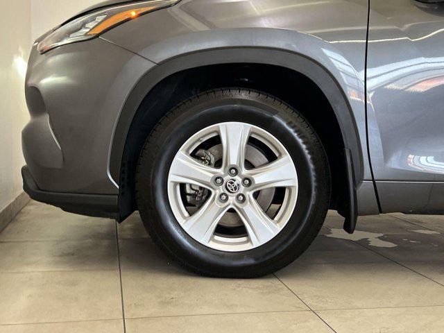 used 2020 Toyota Highlander car, priced at $25,500