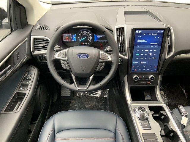 new 2024 Ford Edge car, priced at $43,649