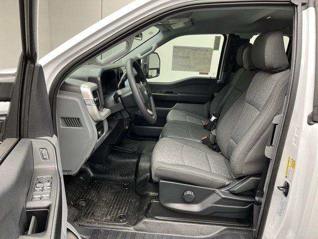 new 2025 Ford F-250 car, priced at $53,120