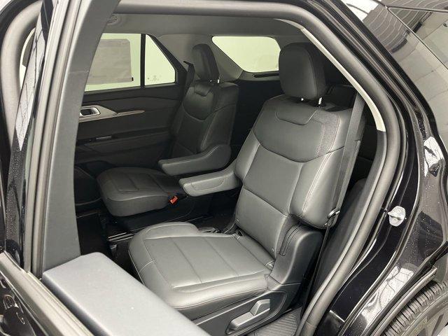 new 2025 Ford Explorer car, priced at $46,405