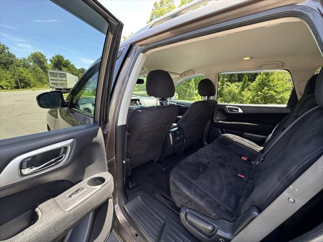 used 2016 Nissan Pathfinder car, priced at $11,700