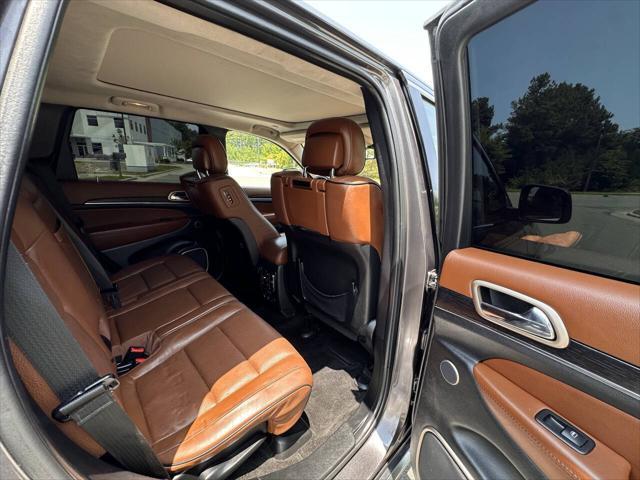 used 2015 Jeep Grand Cherokee car, priced at $17,700