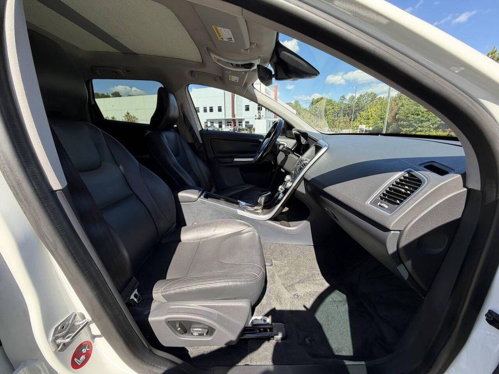 used 2015 Volvo XC60 car, priced at $11,400