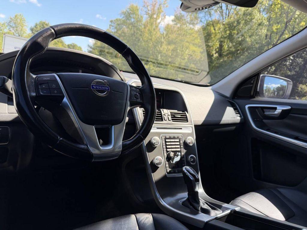 used 2015 Volvo XC60 car, priced at $11,400
