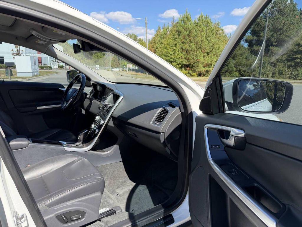 used 2015 Volvo XC60 car, priced at $11,400