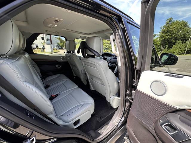 used 2018 Land Rover Discovery car, priced at $24,300