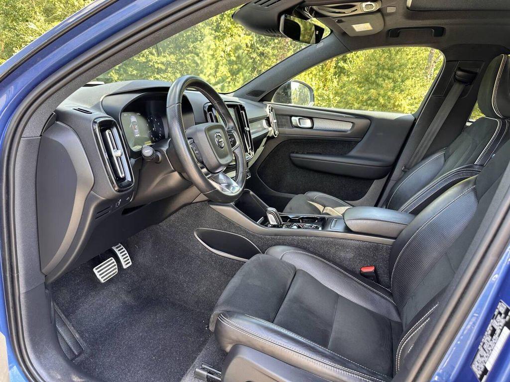 used 2021 Volvo XC40 car, priced at $25,800