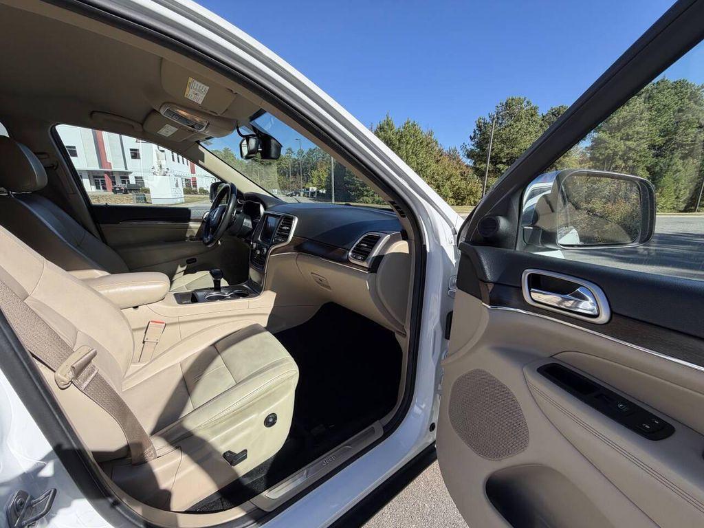 used 2015 Jeep Grand Cherokee car, priced at $10,800