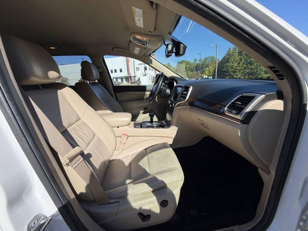 used 2015 Jeep Grand Cherokee car, priced at $10,800