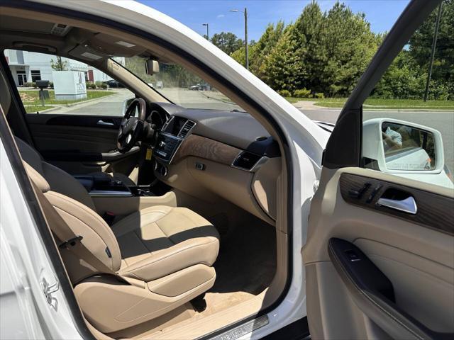 used 2015 Mercedes-Benz M-Class car, priced at $14,200