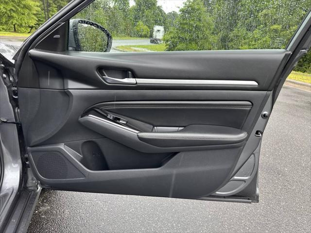 used 2021 Nissan Altima car, priced at $16,400