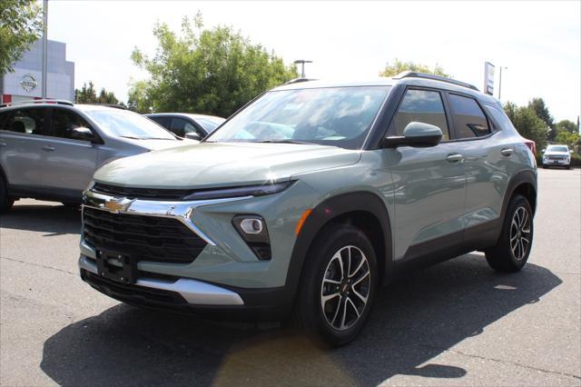 new 2025 Chevrolet TrailBlazer car, priced at $28,080