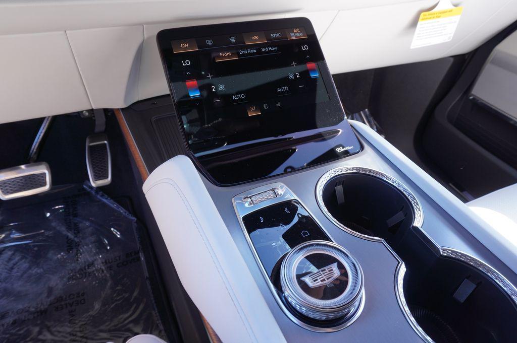 new 2026 Cadillac VISTIQ car, priced at $81,015