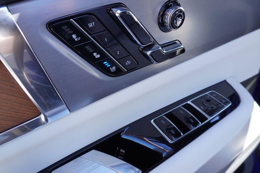 new 2026 Cadillac VISTIQ car, priced at $81,015