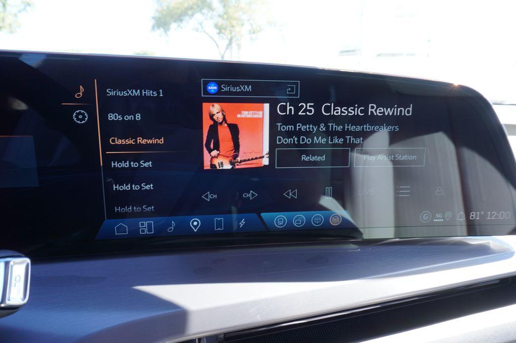 new 2026 Cadillac VISTIQ car, priced at $81,015