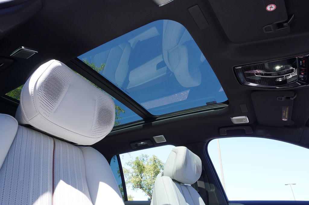 new 2026 Cadillac VISTIQ car, priced at $81,015