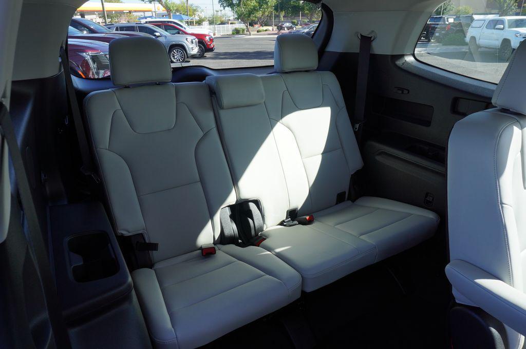 used 2023 Kia Telluride car, priced at $33,202