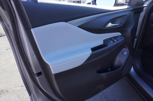 new 2025 Buick Envista car, priced at $26,675