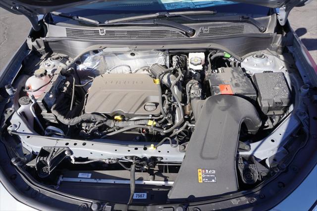 new 2025 Buick Envista car, priced at $26,675