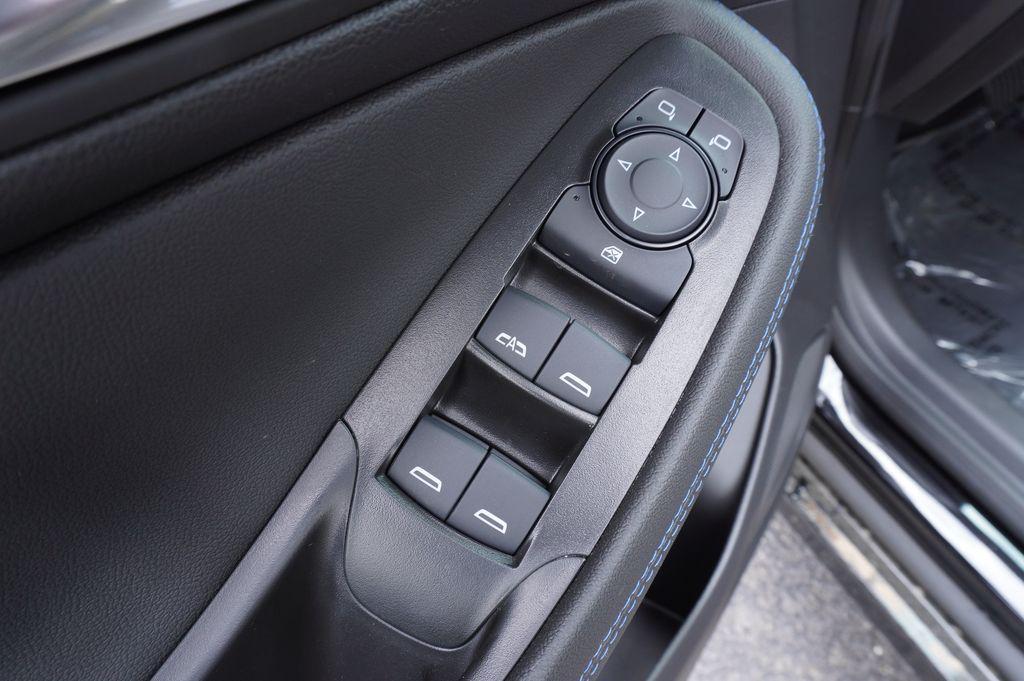 new 2026 Buick Encore GX car, priced at $31,275