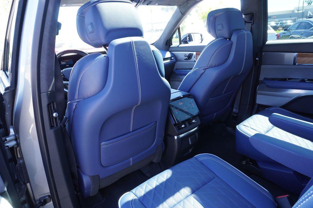 new 2026 Cadillac VISTIQ car, priced at $94,090