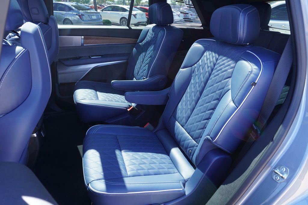 new 2026 Cadillac VISTIQ car, priced at $94,090