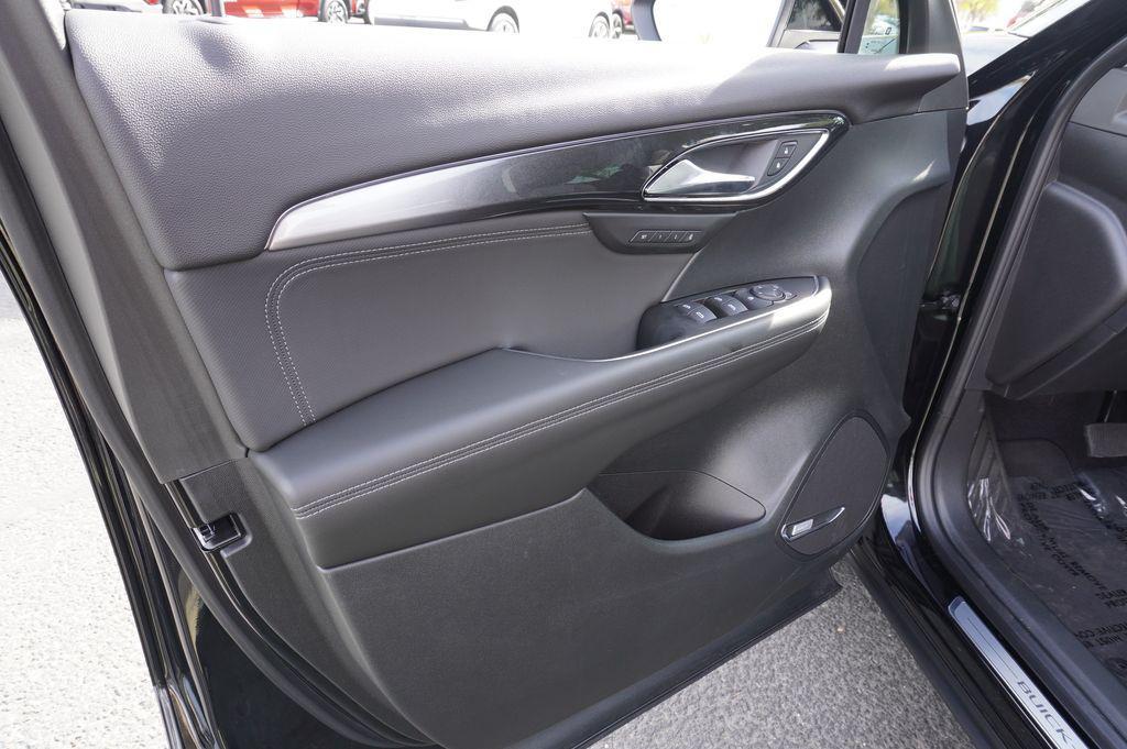 new 2025 Buick Envision car, priced at $33,140